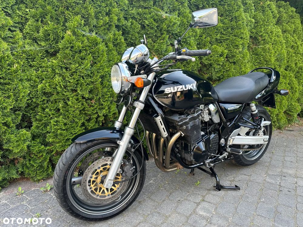 Suzuki GSX