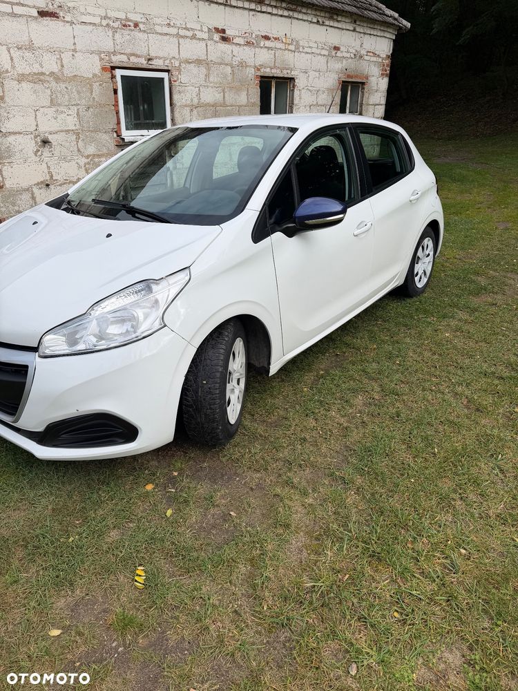 Peugeot 208 2018 photo 5
