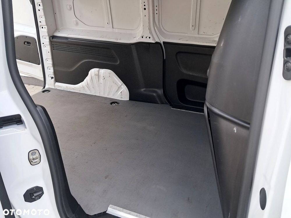 Toyota PROACE CITY - 12