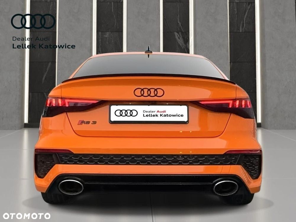 Audi RS3 Limousine - 4
