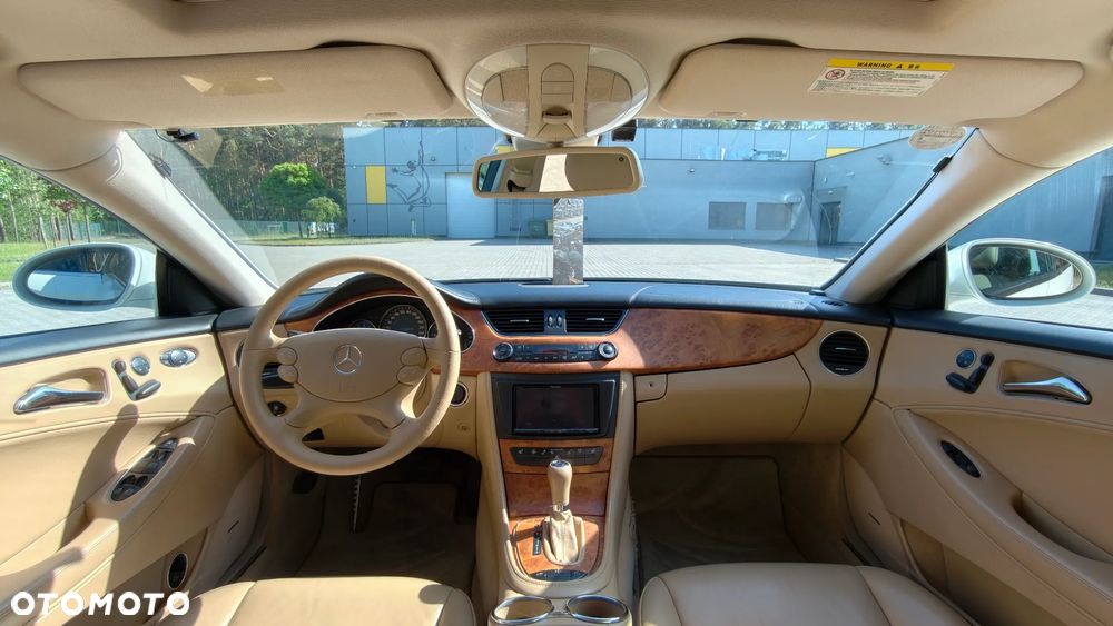 Mercedes-Benz CLS 500 - 20