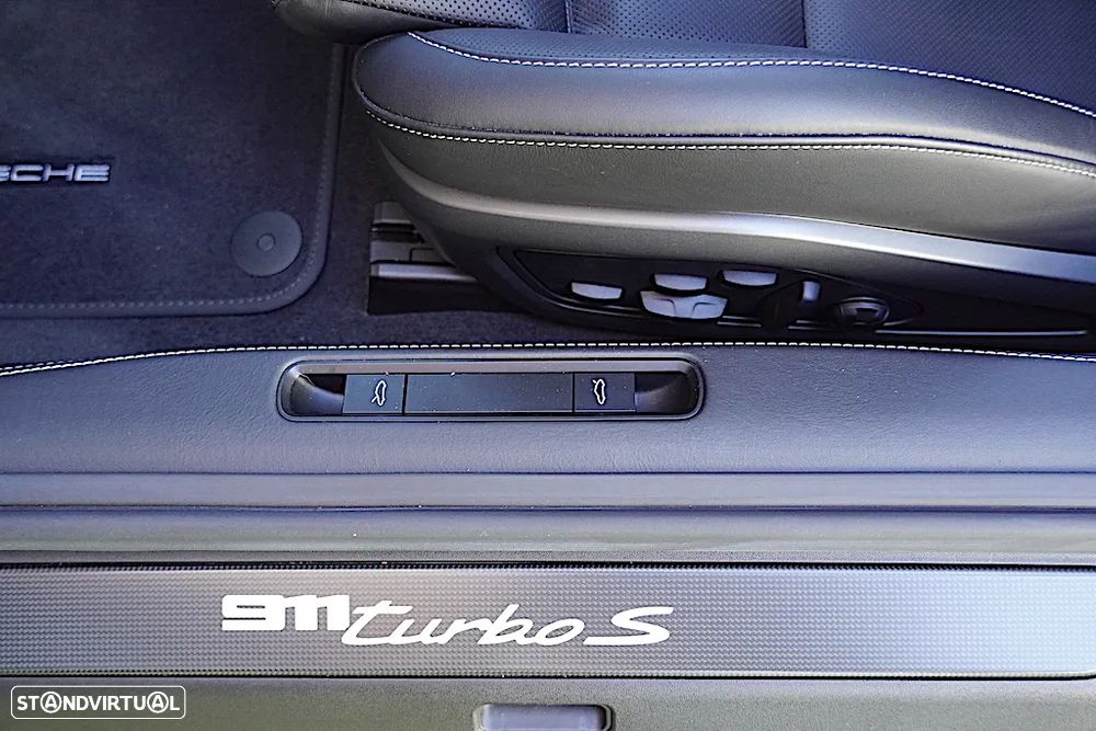 Porsche 911 (992) Turbo S PDK - 25