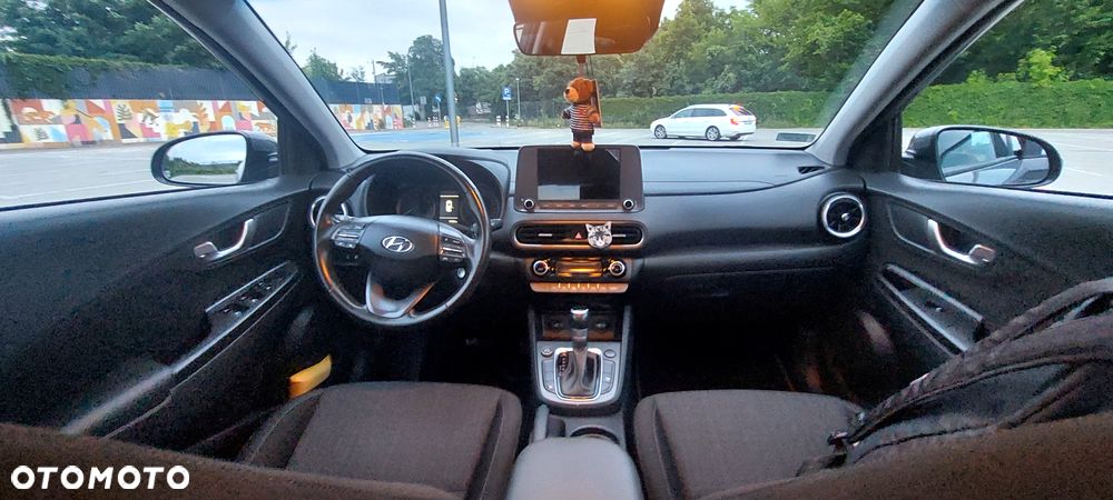 Hyundai Kona - 9