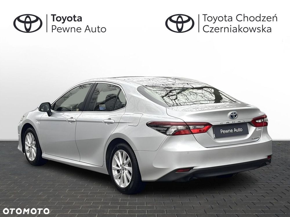 Toyota Camry 2.5 Hybrid Comfort CVT - 5