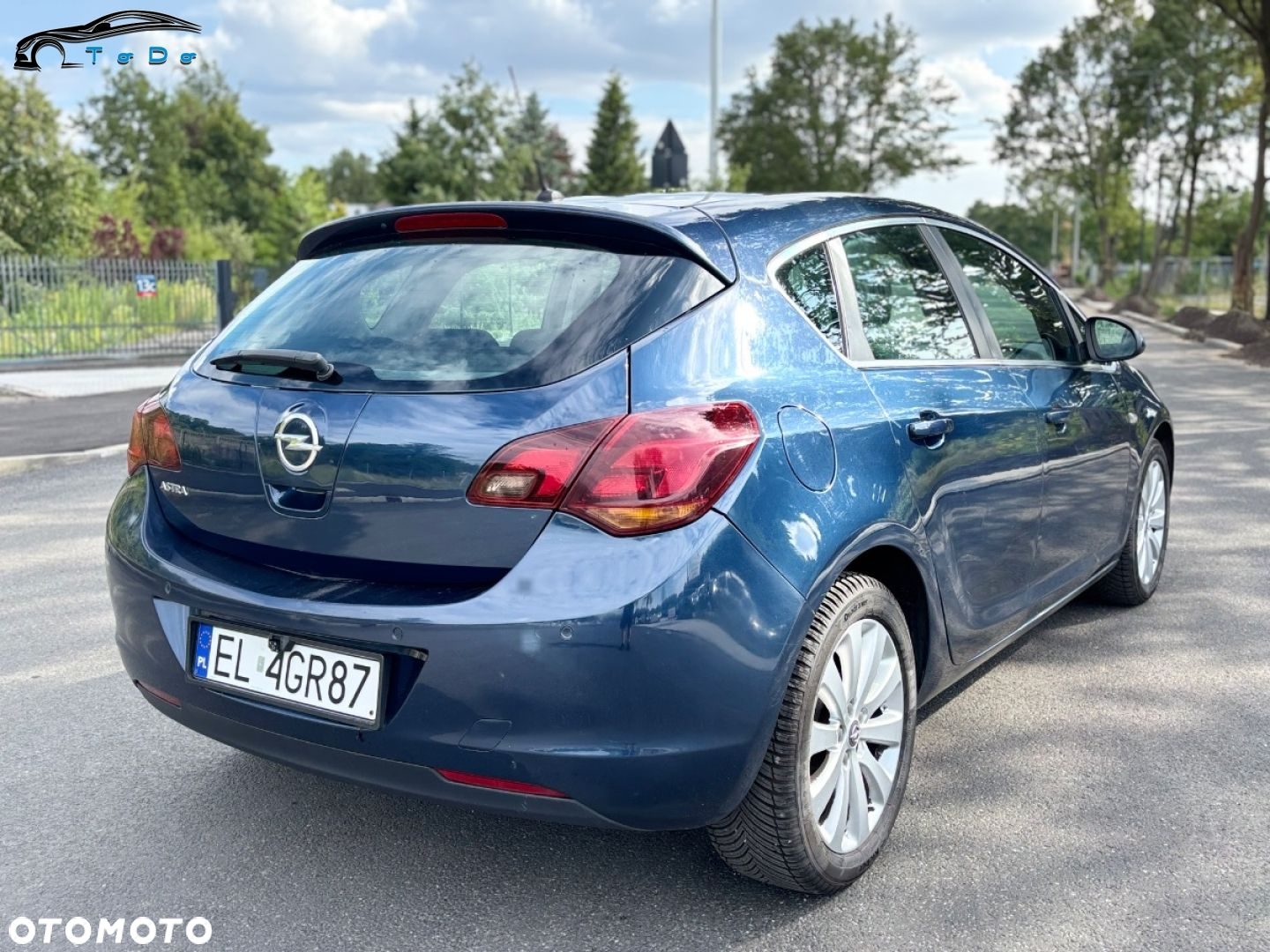 Opel Astra IV 1.6 Cosmo EU6 - 12