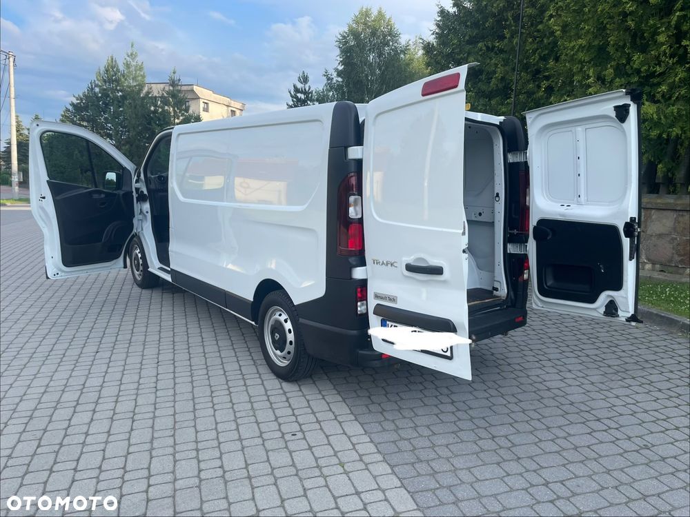 Renault Trafic Long Custom Vivaro Scudo Talento T6 Primastar Expert Jumpy - 34