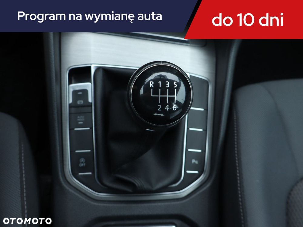 Volkswagen Golf Sportsvan - 18