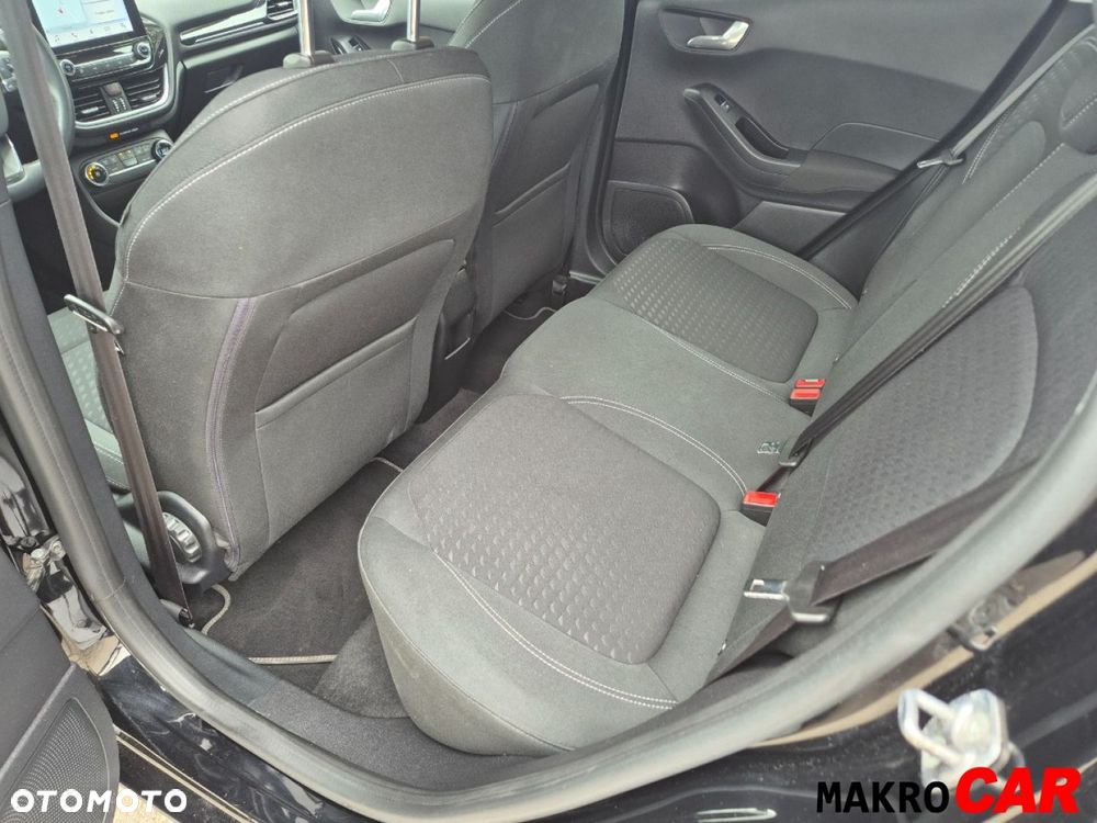 Ford Fiesta - 12