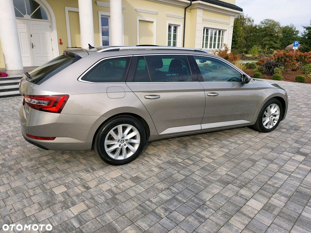 Skoda Superb - 9