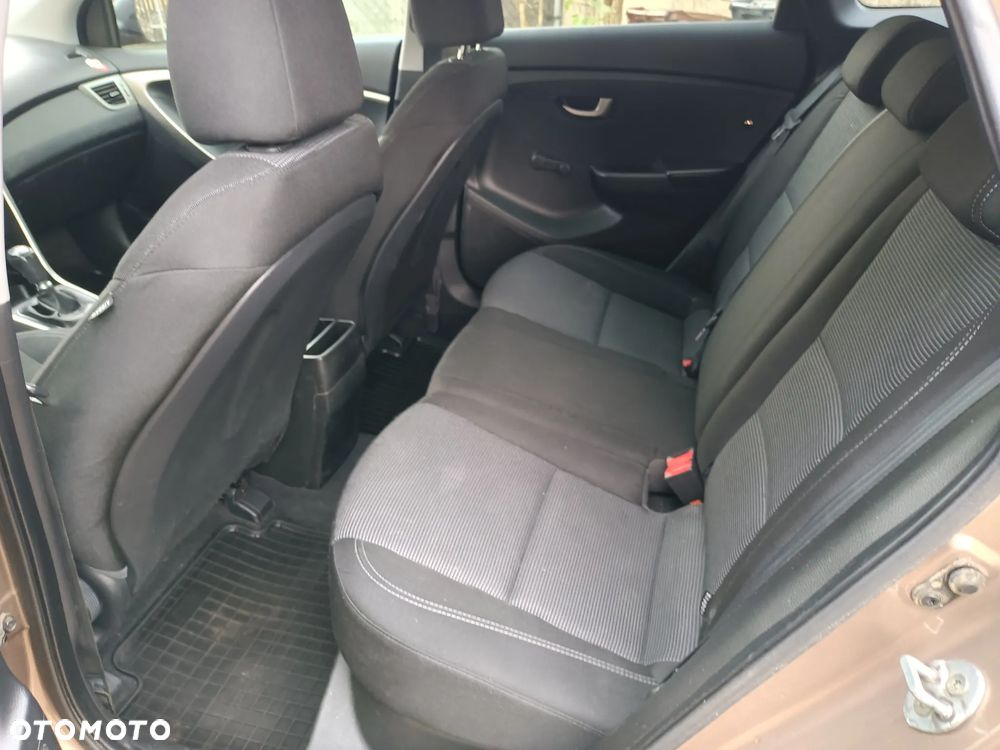 Hyundai i30 1.6 Classic - 7