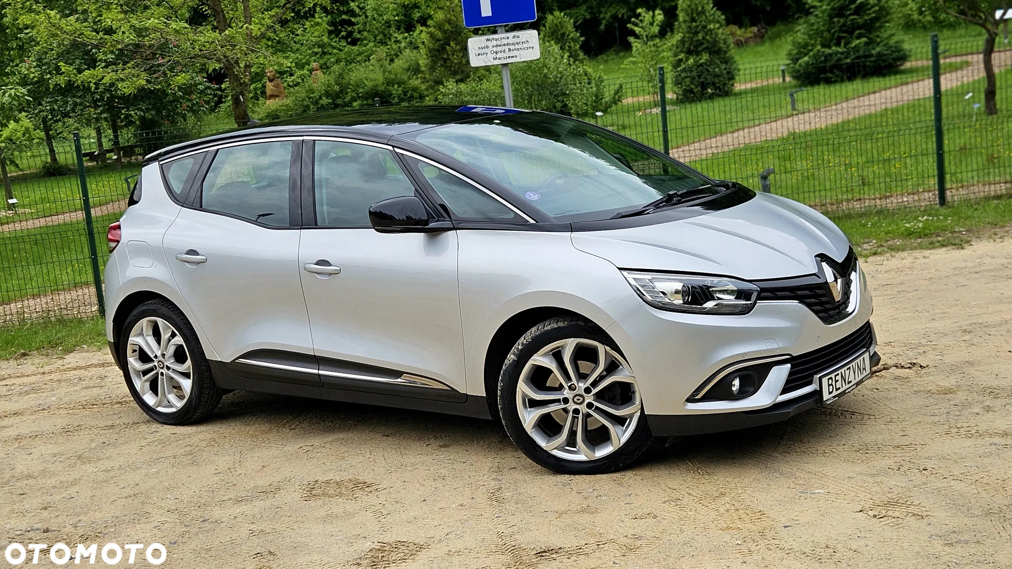 Renault Scenic 1.3 TCe FAP Zen - 11