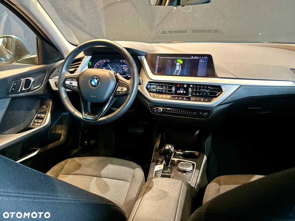 BMW Seria 1 118i Advantage - 12