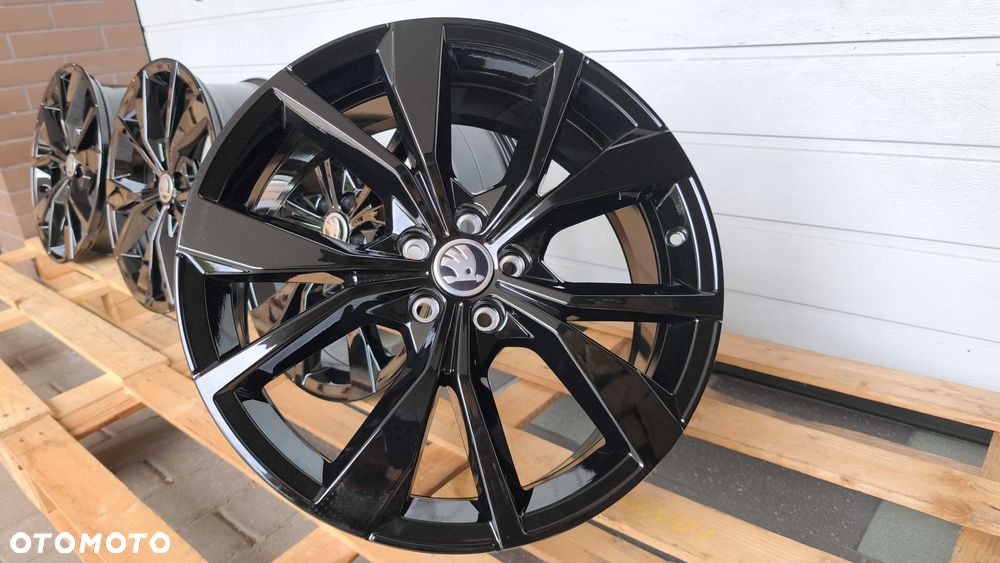 Felgi aluminiowe Skoda Kamiq Scala 18" 5x100 Et 39 NOWE (B619)