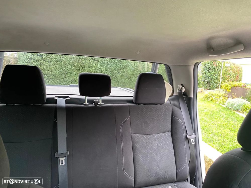 Nissan Navara 2.3 dCi CD 4WD N-Connecta Nav+Barras - 3