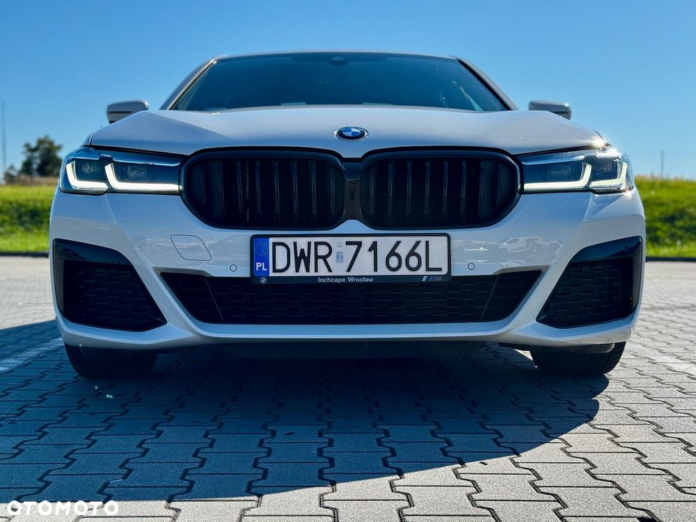 BMW Seria 5 520d M Sport - 10