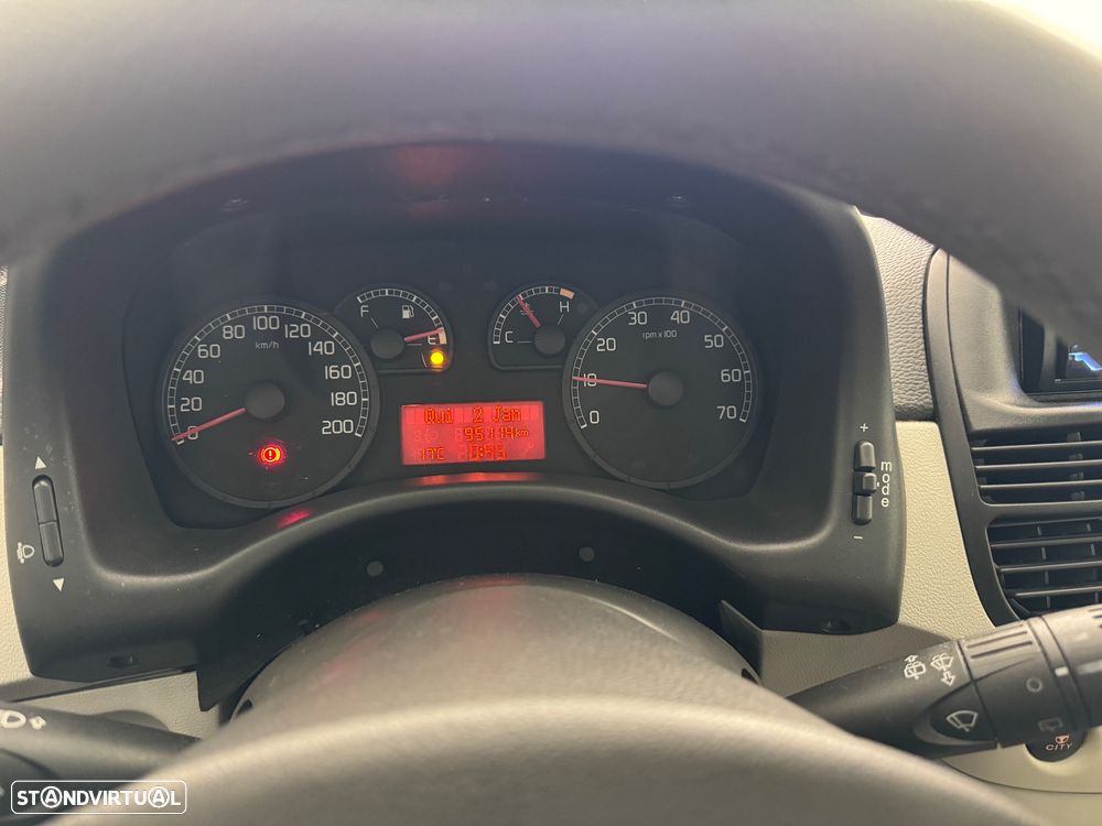 Fiat Punto 90 Emotion - 15