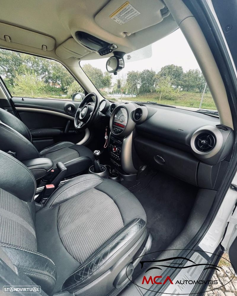 MINI Countryman Cooper D - 16