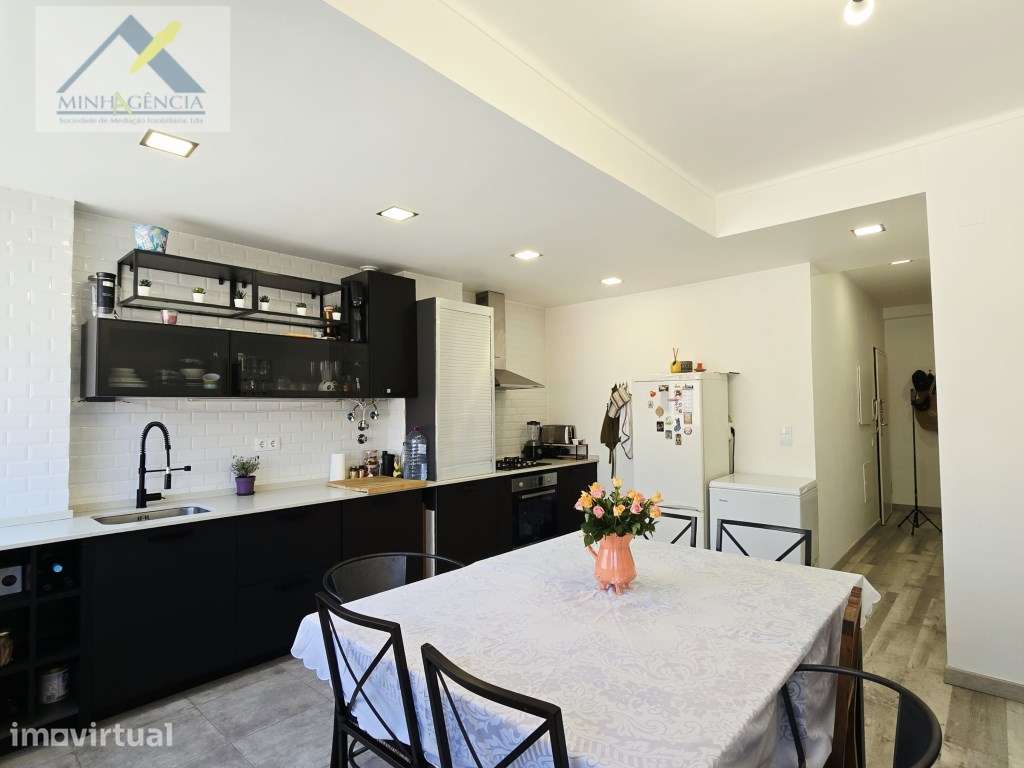 Apartamento T3 remodelado junto ao Dufa em Setúbal - Grande imagem: 4/56