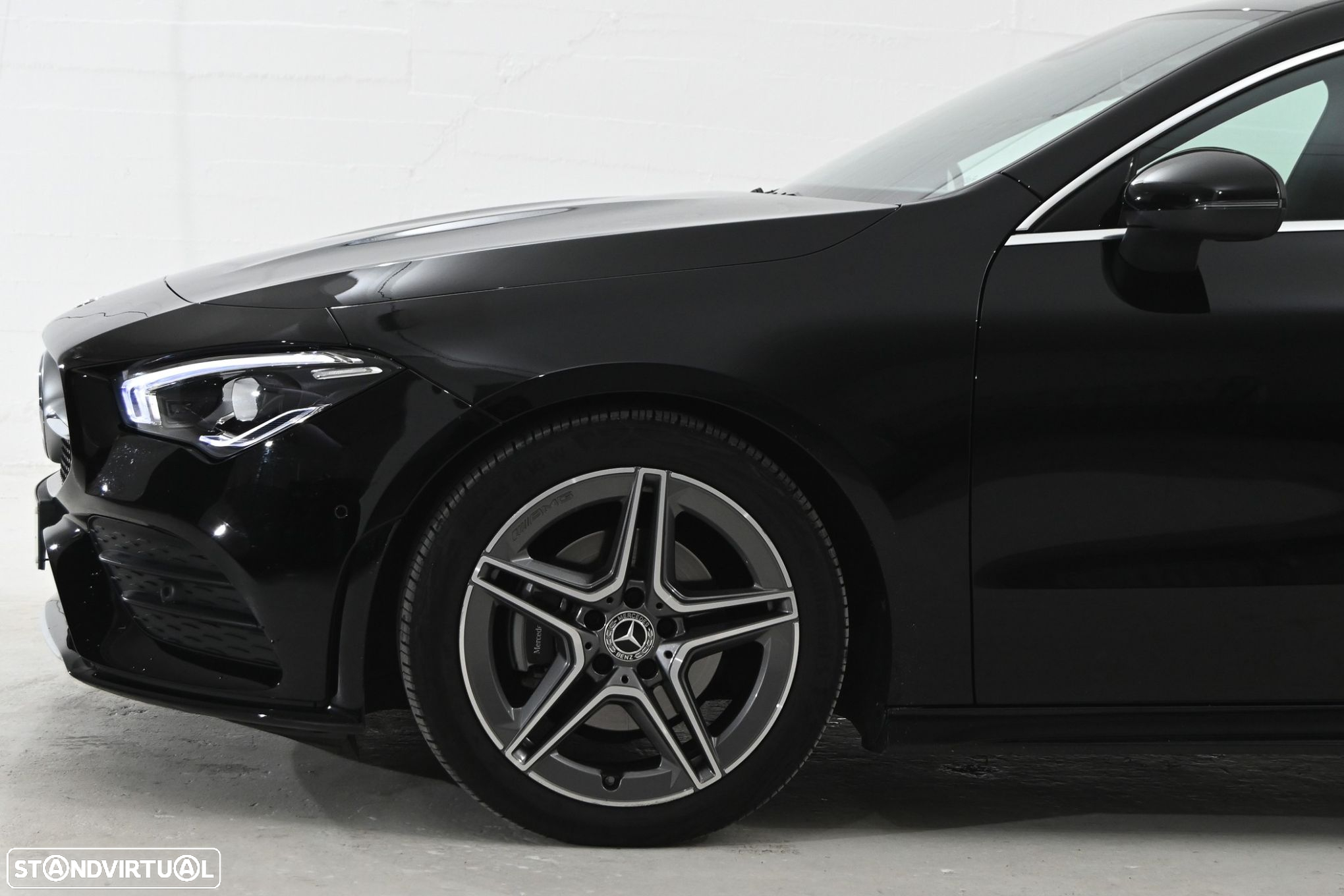 Mercedes-Benz CLA 180 d Shooting Brake AMG Line Aut. - 11
