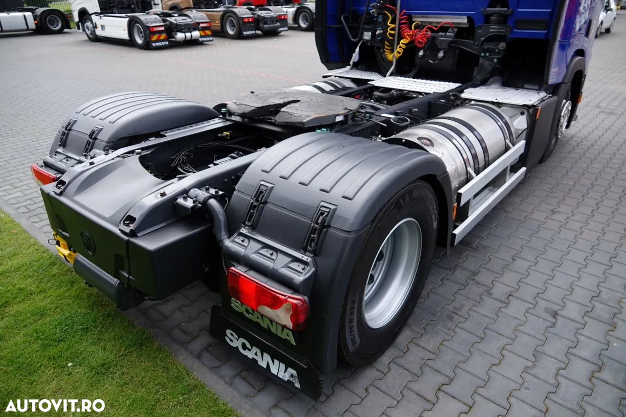 Scania R 410 / GNL / RETARDER / COMPLET AIRMATIC / 2020 - 15