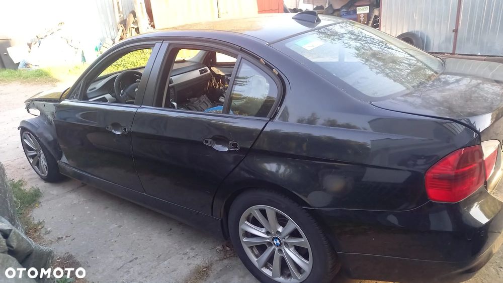 BMW E90 DRZWI LEWE PRZOD TYL CZARNE WAWA