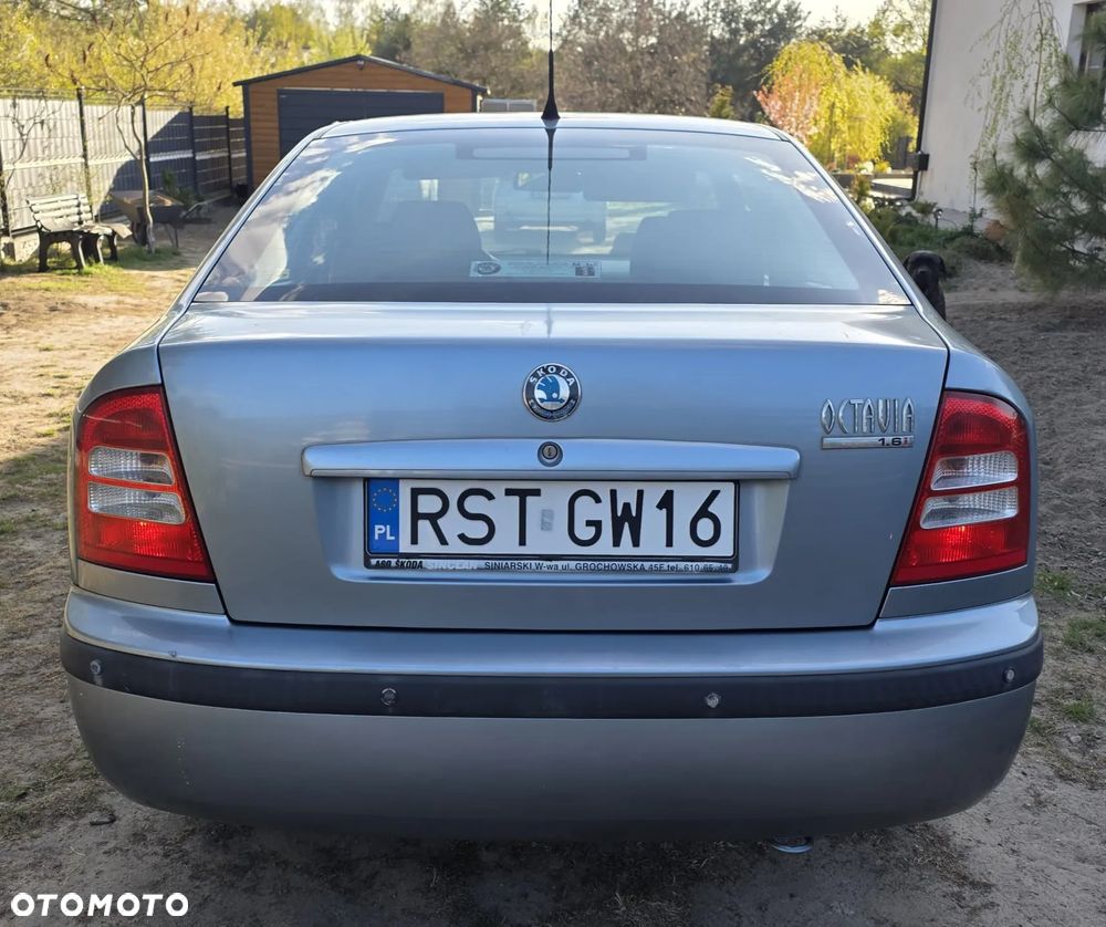 Skoda Octavia 1.6 Tour Ice - 3