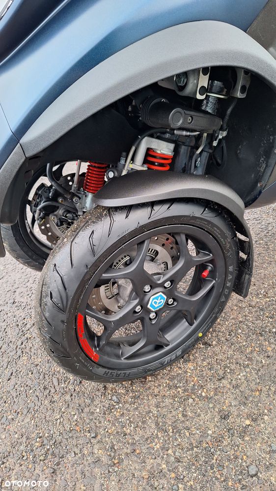 Piaggio MP-3 - 31