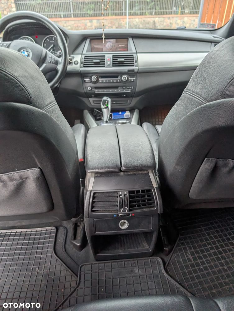 BMW X5 3.0sd xDrive - 13