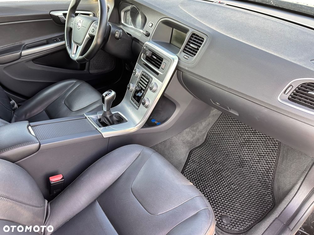 Volvo V60 D4 Drive-E Summum - 9