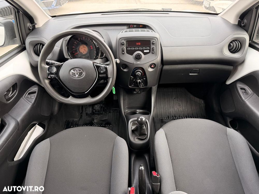 Toyota Aygo 1.0 VVY-I 5 usi X-connect - 8