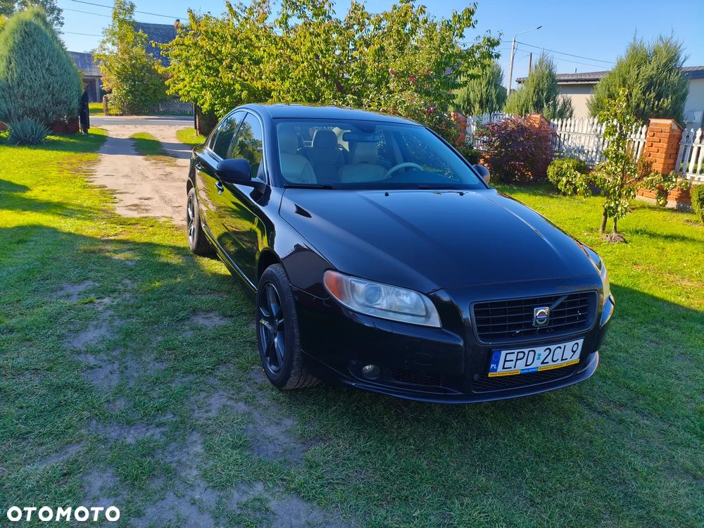 Volvo S80 - 1