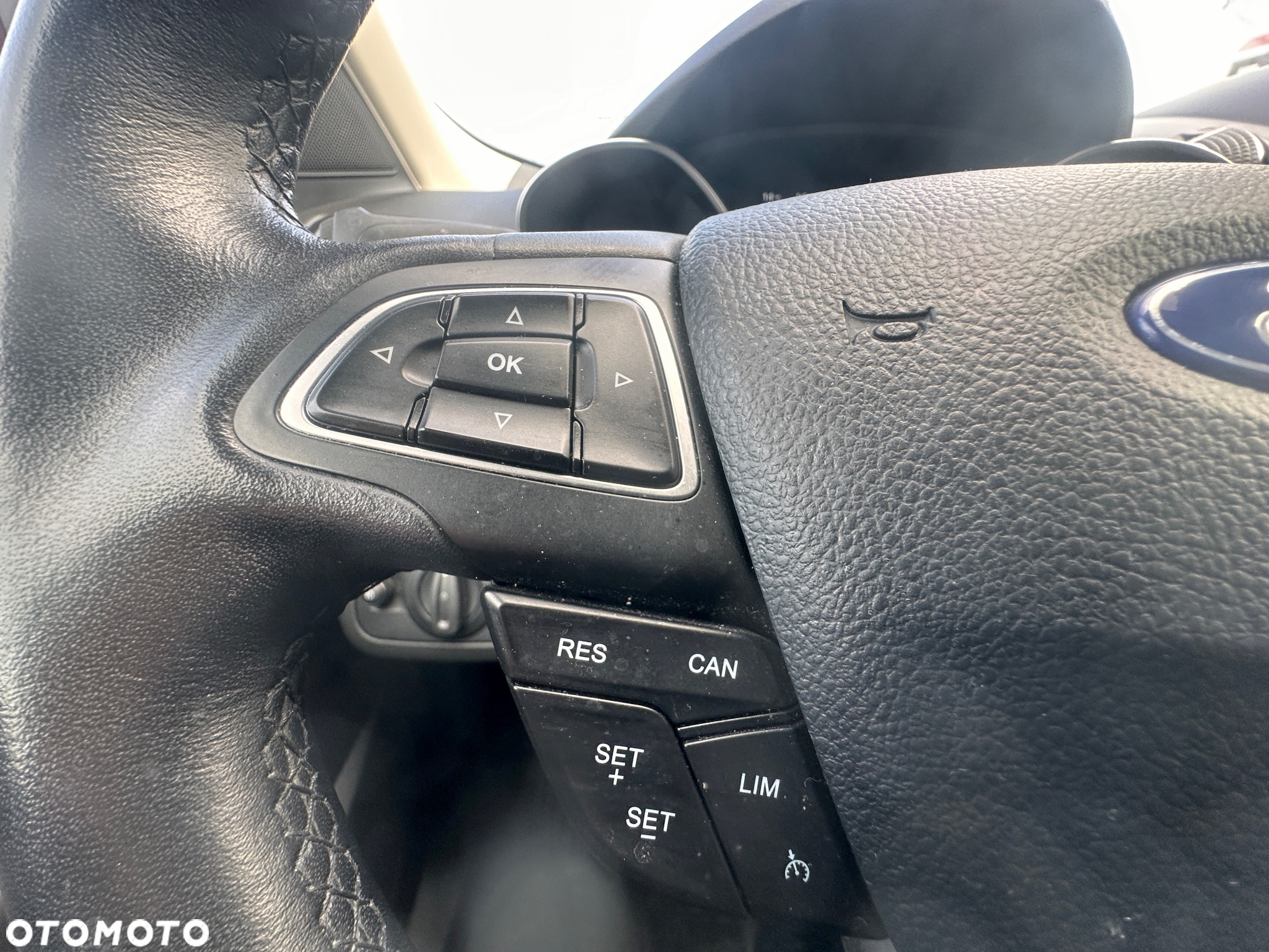 Ford Kuga 1.5 EcoBoost 2x4 Titanium - 21