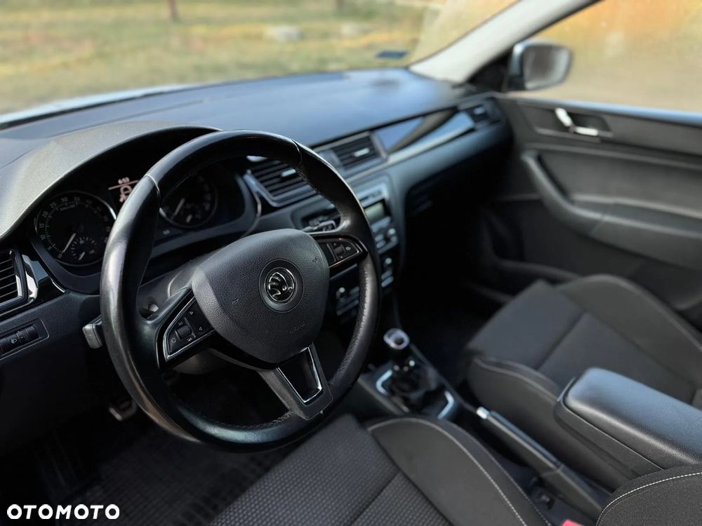 Skoda RAPID - 4