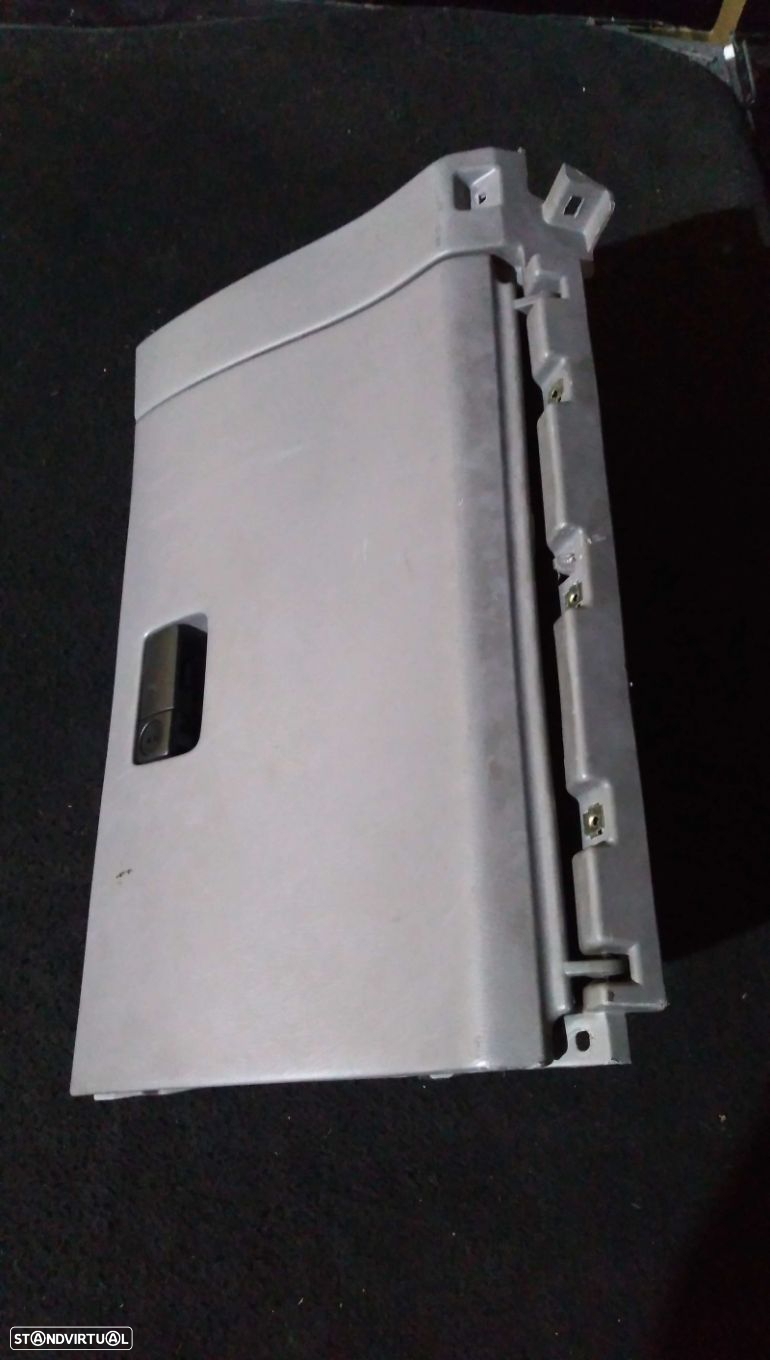 Porta Luvas Nissan Primera (P11) - 2