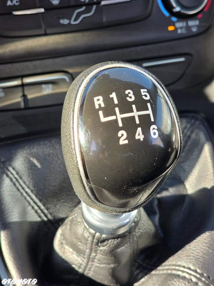 Ford Tourneo Connect Gr 1.5 TDCi Titanium - 18