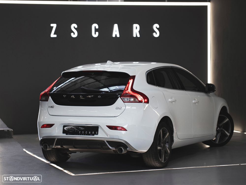 Volvo V40 2.0 D2 R-Design - 5