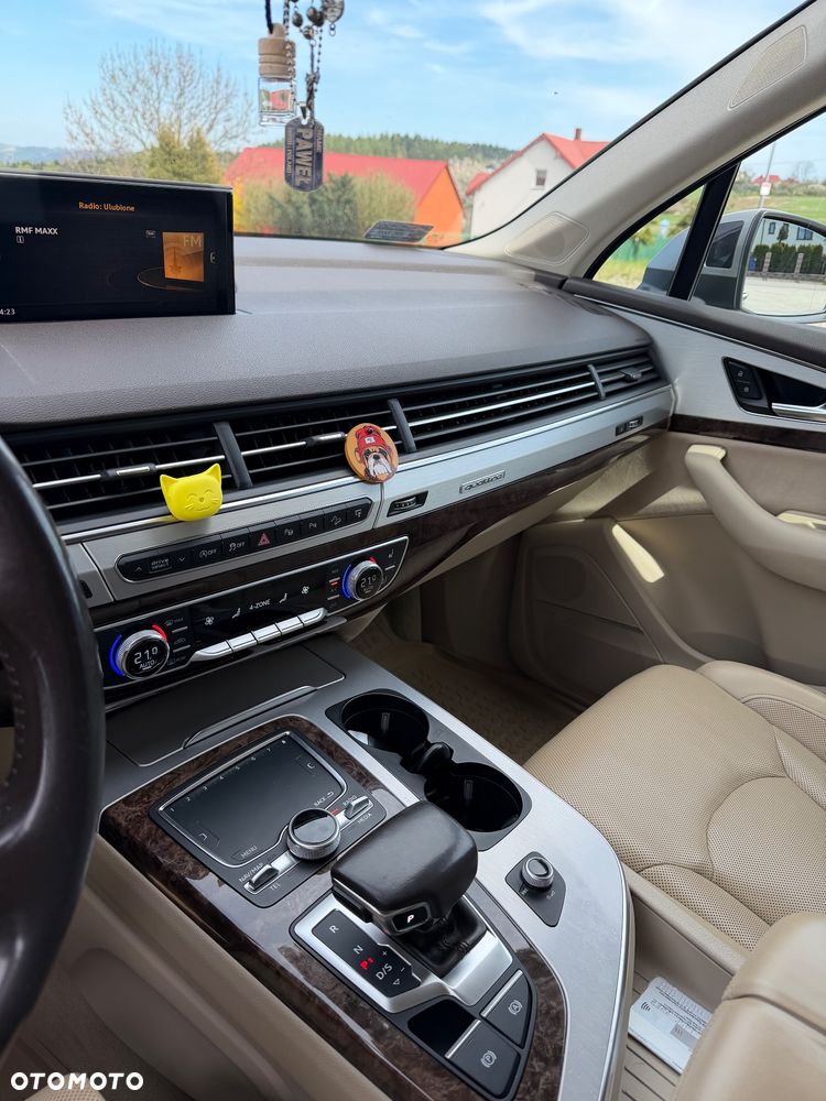 Audi Q7 3.0 TDI Quattro Tiptronic - 24