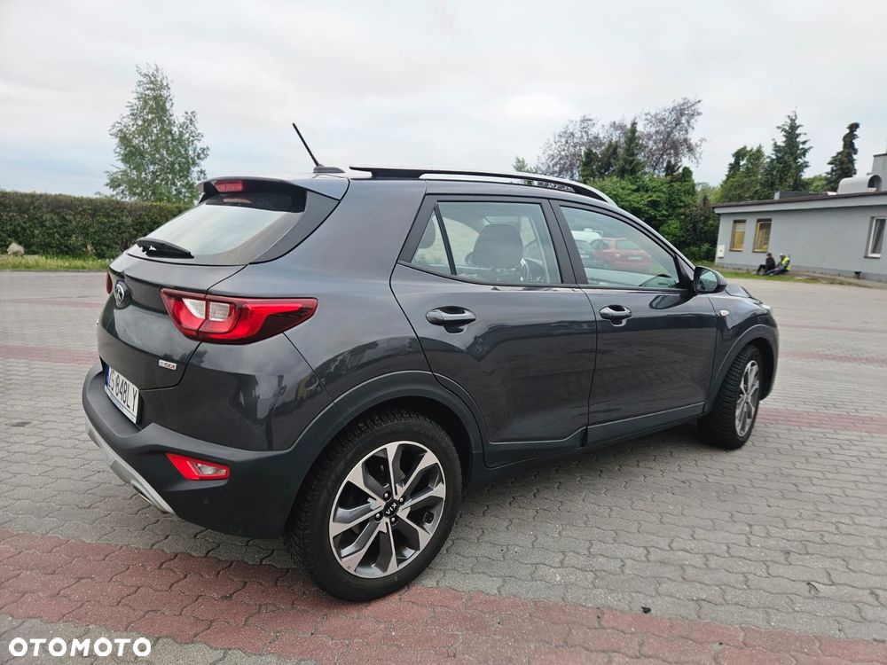 Kia Stonic - 4