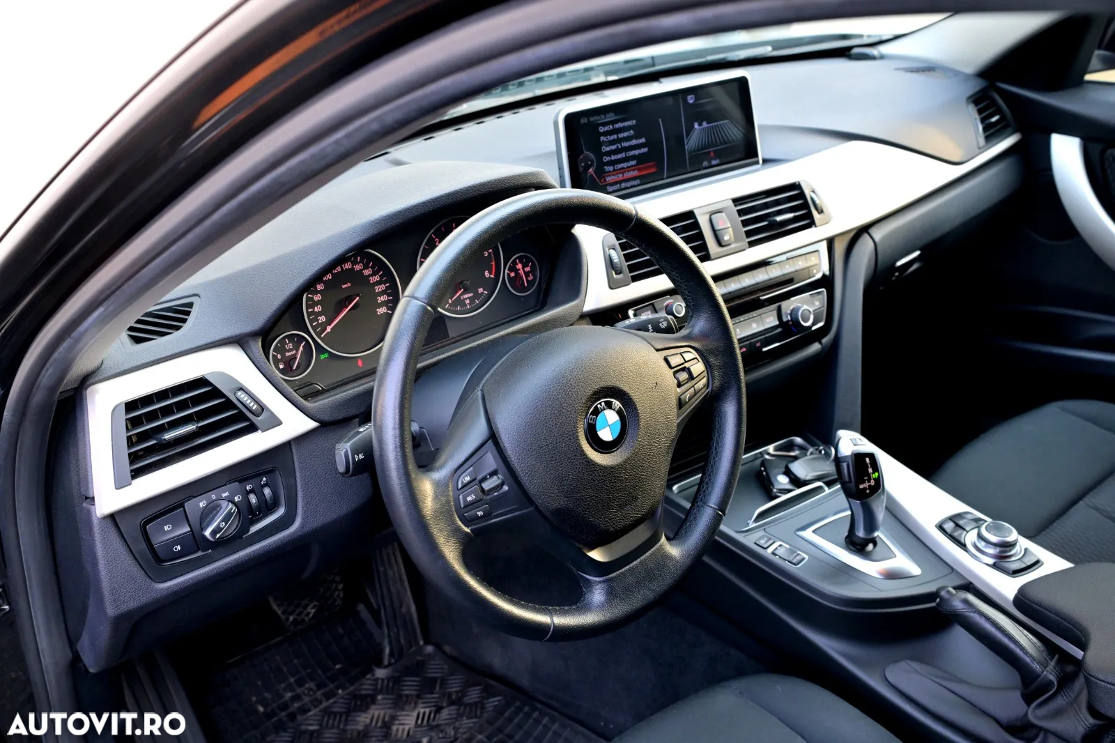 BMW Seria 3 320d Touring xDrive Aut. - 12