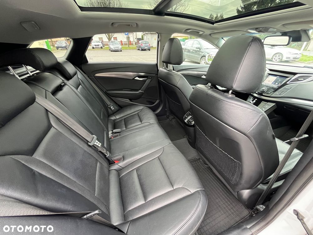 Hyundai i40 1.7 CRDi Comfort + - 7