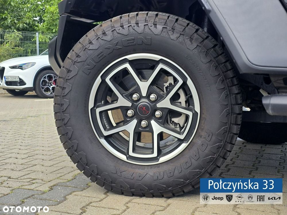 Jeep Wrangler - 2