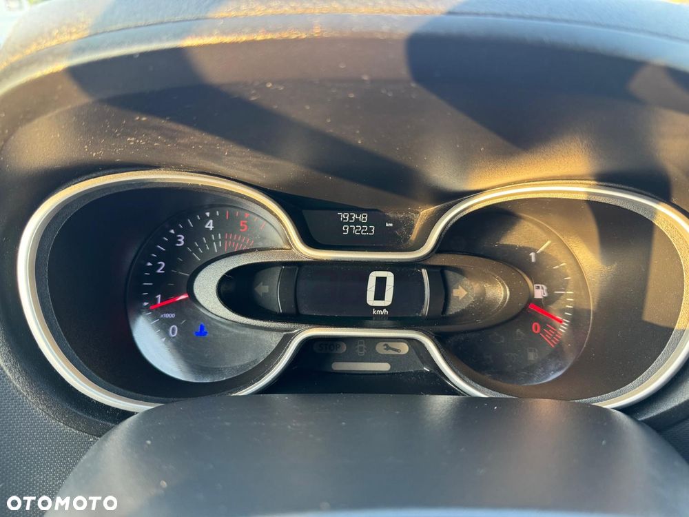 Renault Trafic - 19