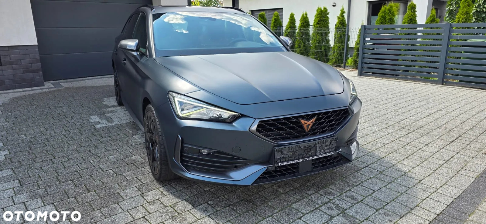 Cupra Leon Sportstourer 1.4 e-Hybrid (180 kW System) VZ - 3
