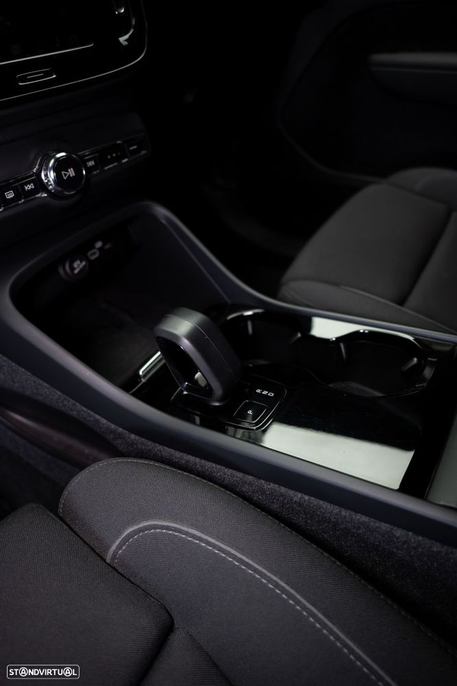 Volvo XC 40 Recharge 69 kWh Single Motor Core - 26