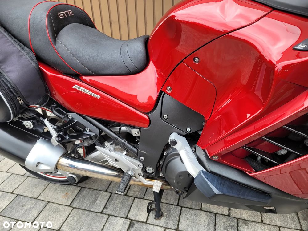 Kawasaki GTR - 14