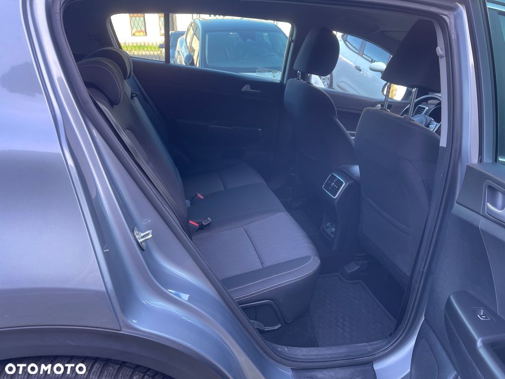 Kia Sportage 1.6 CRDI L Business Line 2WD DCT - 18