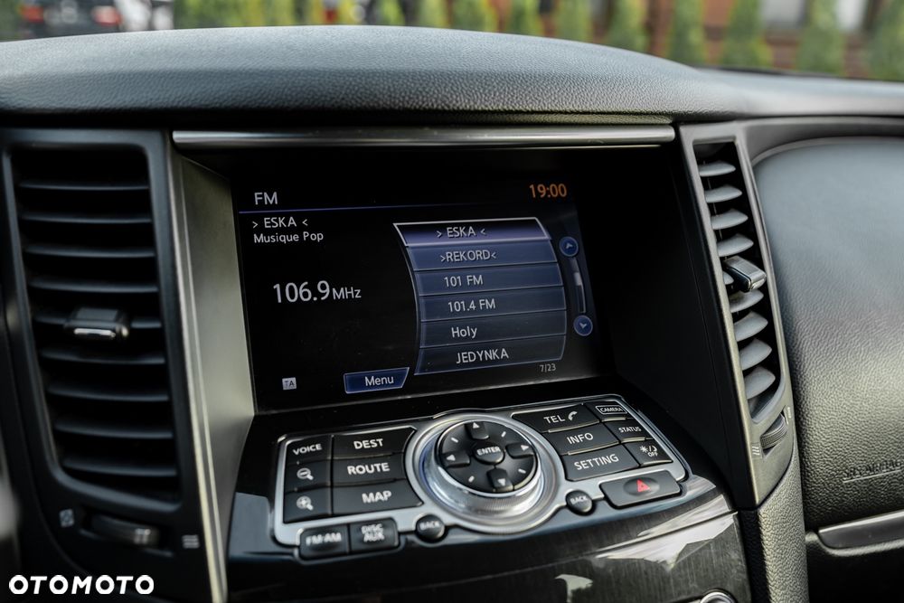 Infiniti FX FX30d S - 34