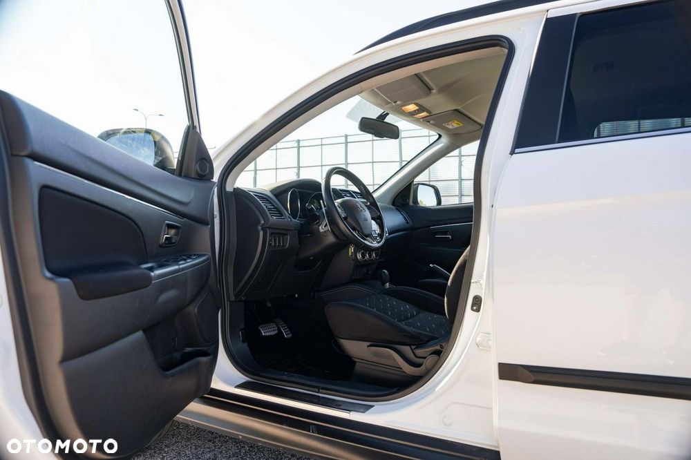 Mitsubishi ASX 2.0 2WD CVT Spirit - 17