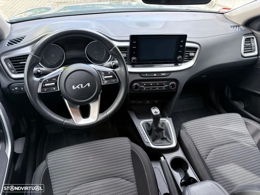 Kia XCeed 1.0 T-GDi Dynamic - 30