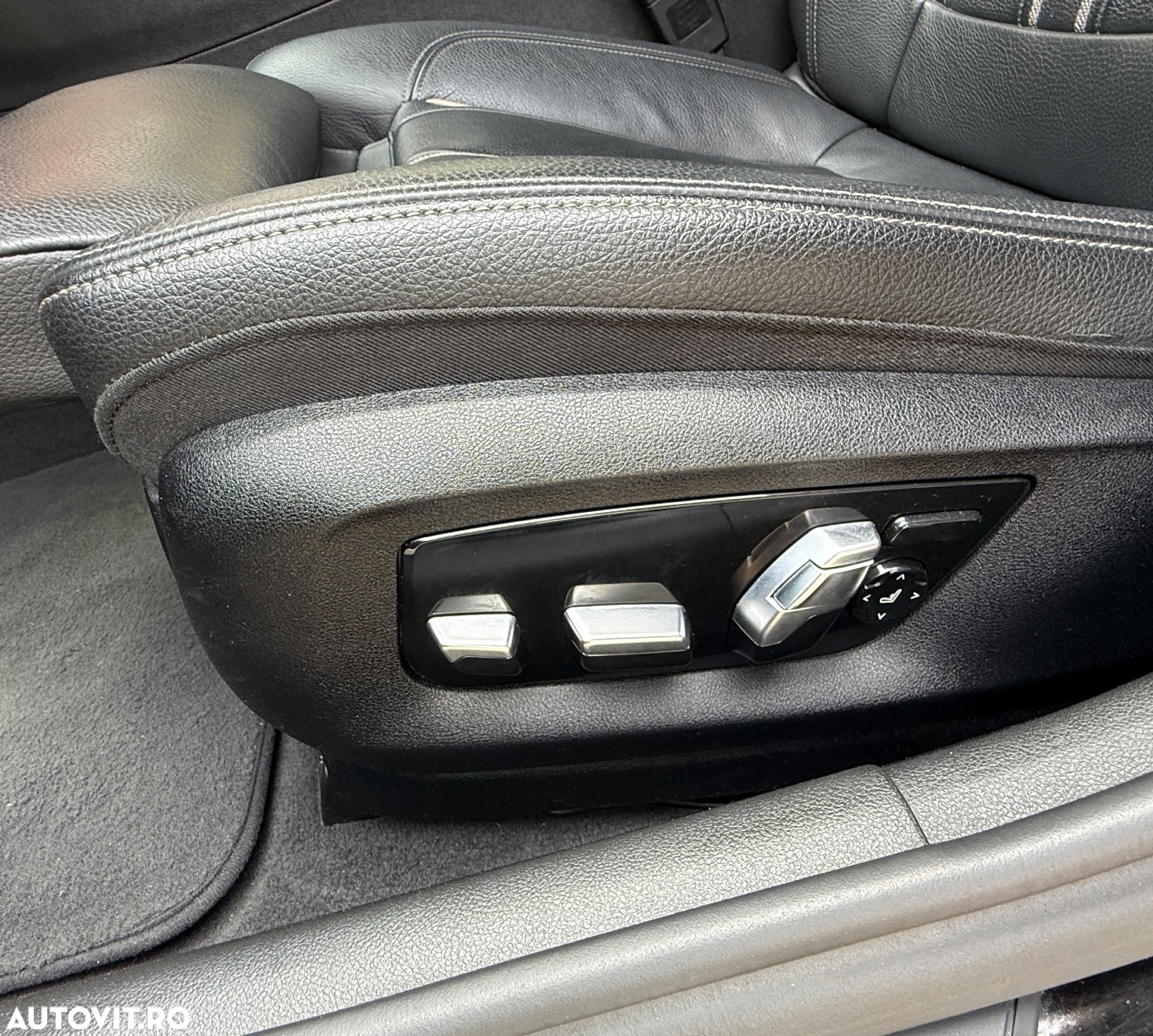 BMW Seria 5 520d AT - 12